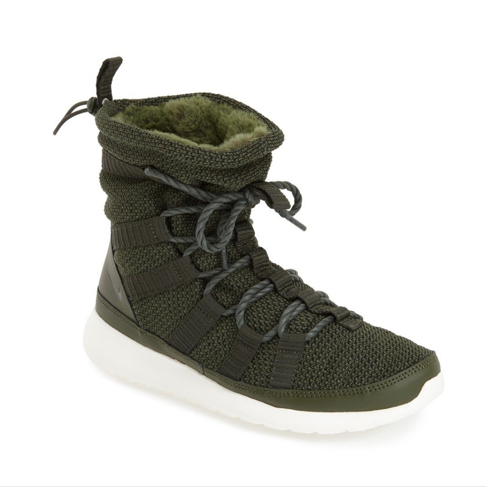 Nike Roshe One Hi Sneaker Boots Shoes Faux Fur Lined